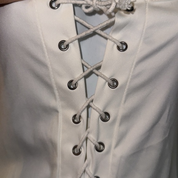 Chic Off-White “Ish” Bodycon Dress – Like New – Only $13! - Picture 2 of 3